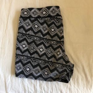 Abercrombie kids shorts (used)